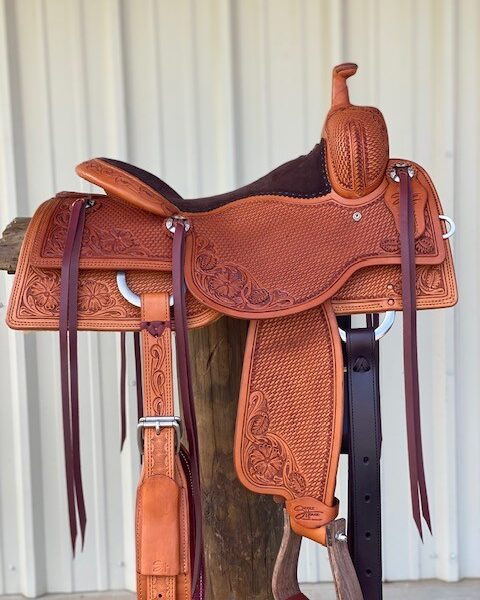 Saddle House Custom Lady Cowhorse