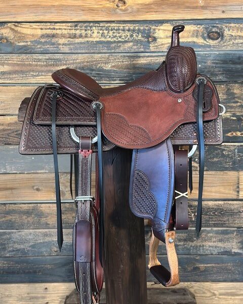 Saddle House Custom Lady Cowhorse