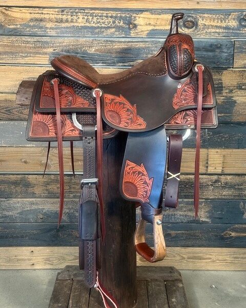Saddle House Custom Lady Cowhorse