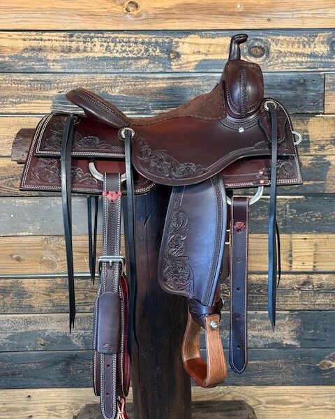 Saddle House Custom Lady Cowhorse